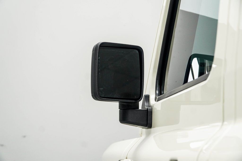 Used 2024 INEOS Grenadier Fieldmaster Edition image 18