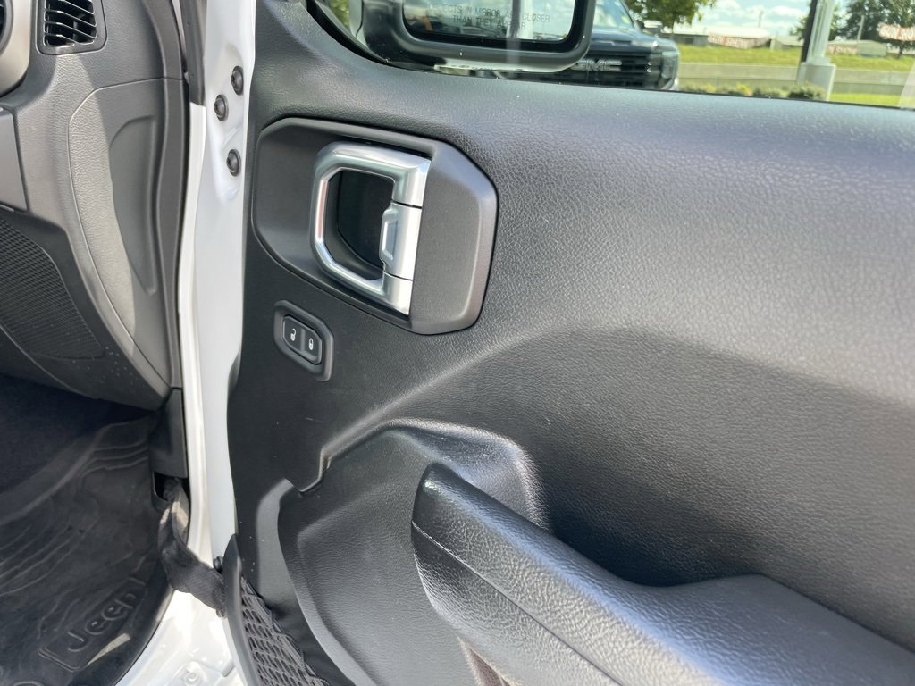Used 2022 Jeep Gladiator Sport image 31