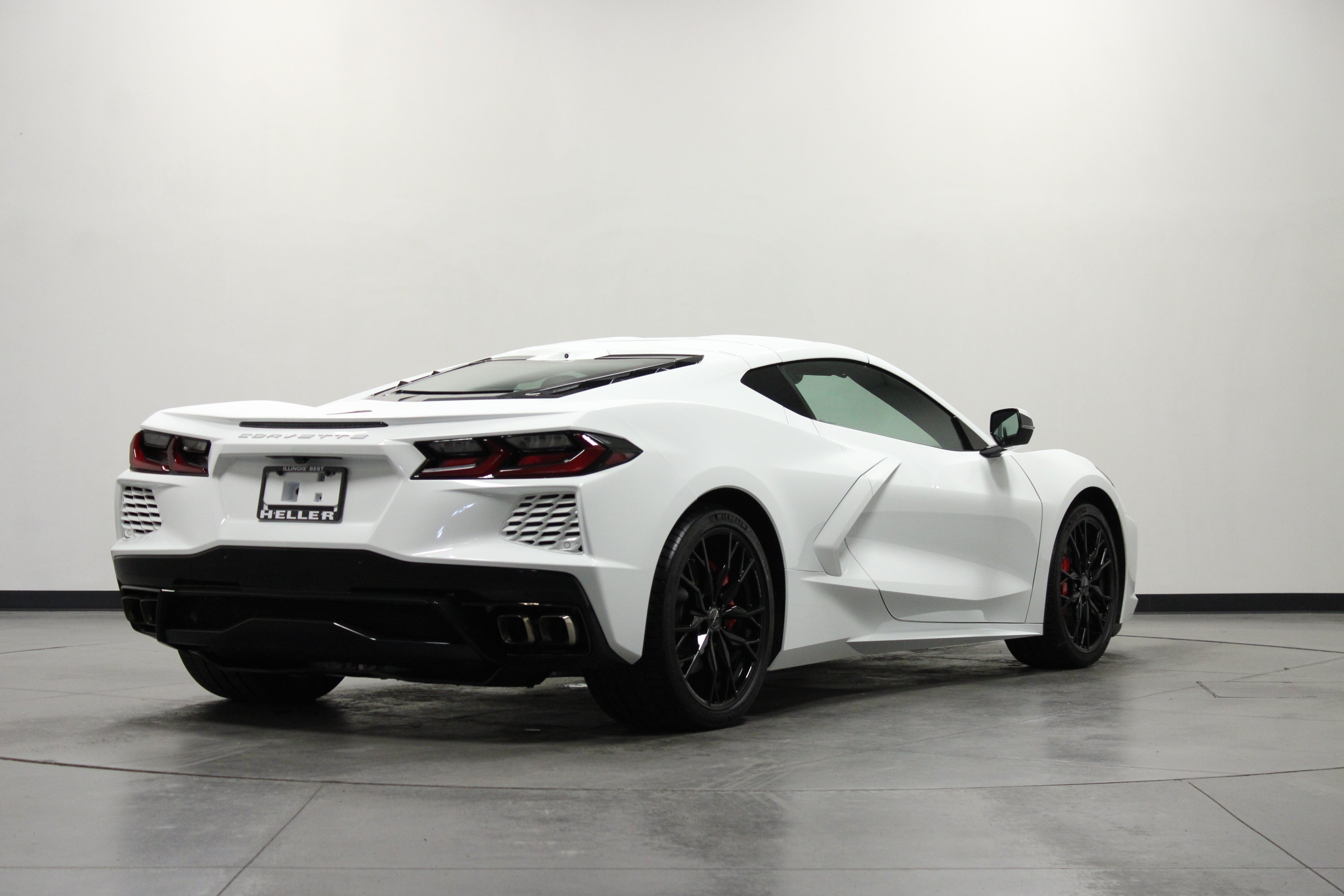 Used 2026 Chevrolet Corvette Stingray Coupe RWD image 4