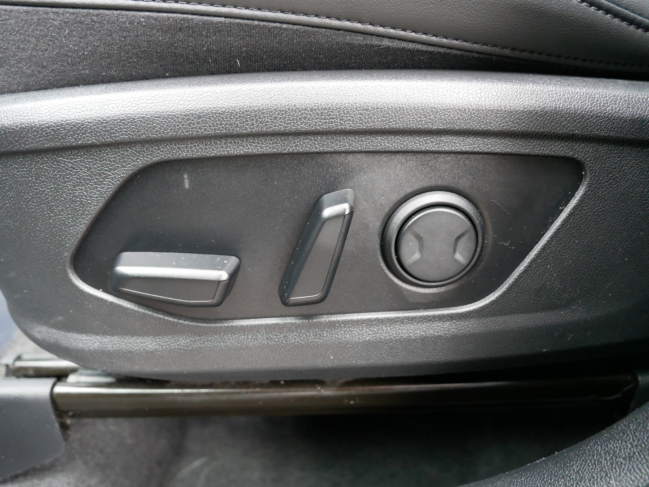 Certified 2022 Kia Sorento S w/ Panoramic Sunroof Package image 20