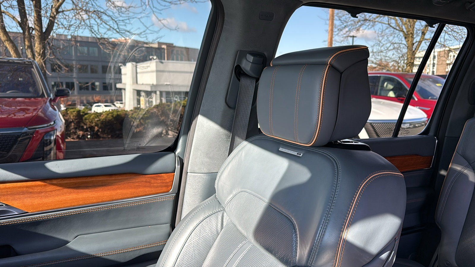 Used 2022 Jeep Grand Wagoneer Series II image 23