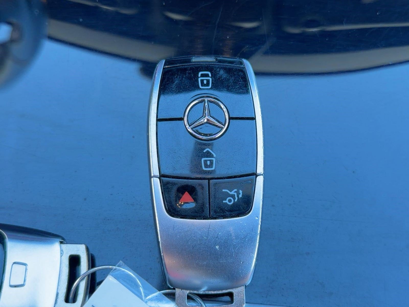 Used 2018 Mercedes-Benz E 400 E 400 image 26