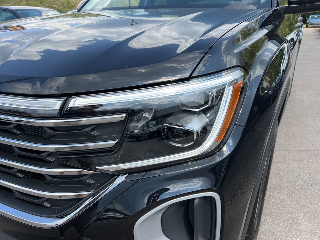 New 2026 Volkswagen Atlas SE image 9