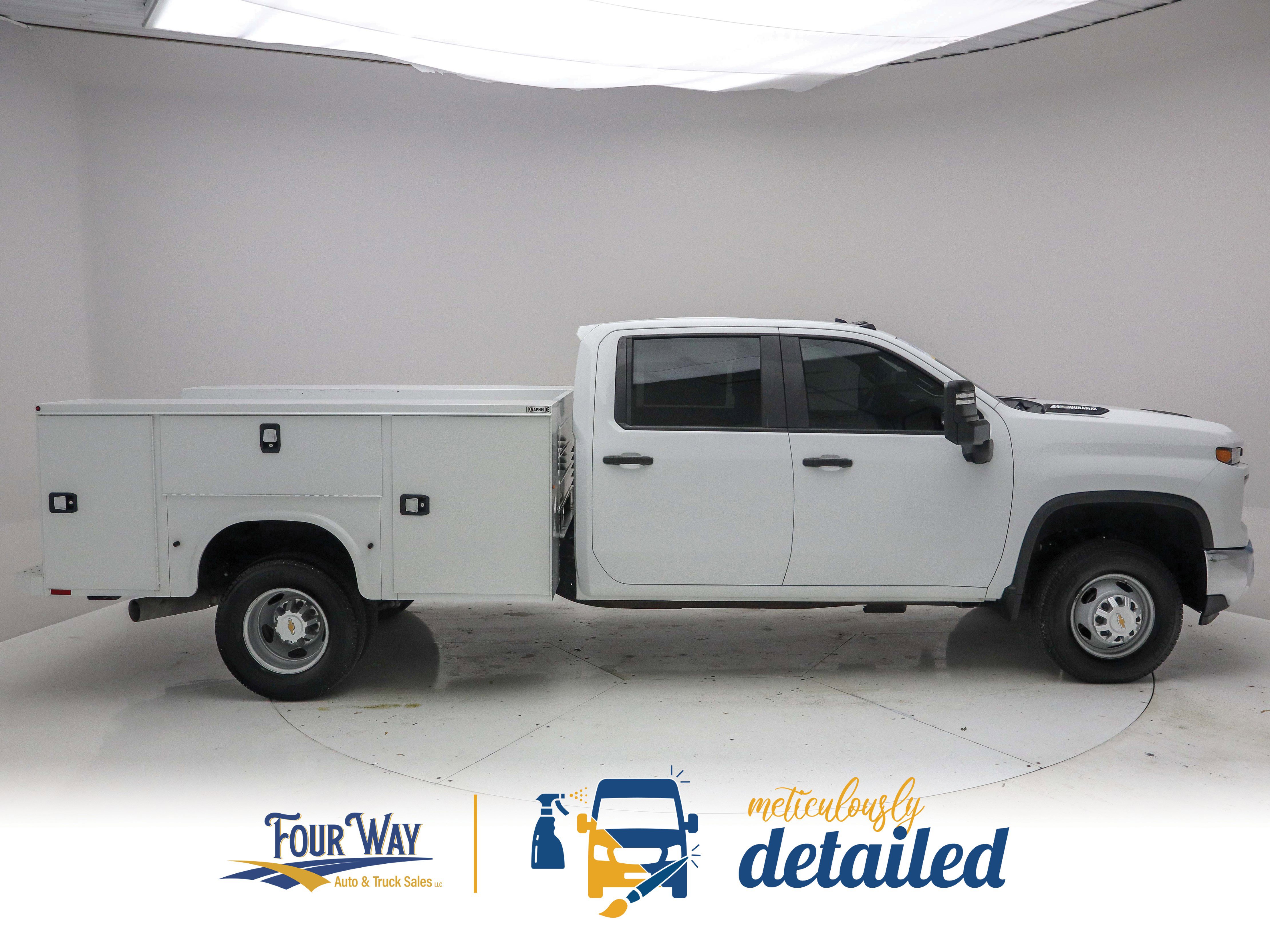 Used 2024 Chevrolet Silverado 3500 W/T w/ WT Convenience Package AWD/4WD image 2