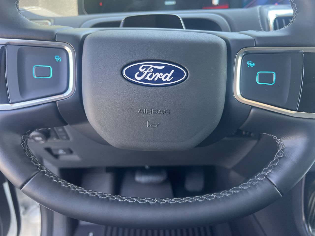 New 2027 Ford Expedition Max Platinum w/ Driver's Package AWD/4WD image 8