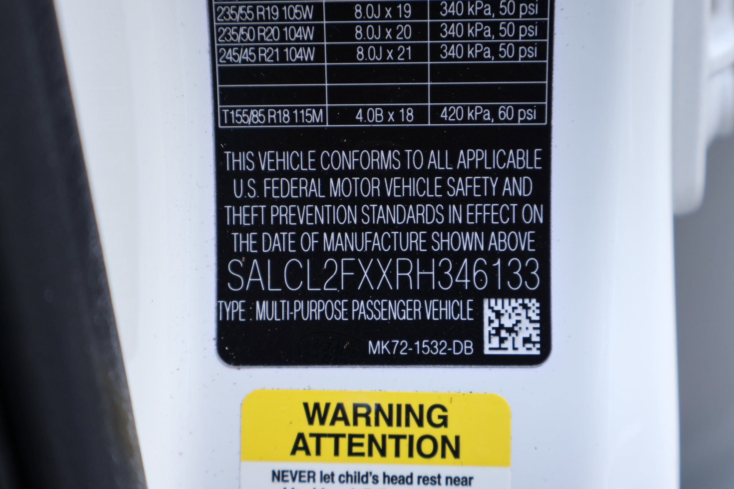 Used 2024 Land Rover Discovery Sport Dynamic SE image 27