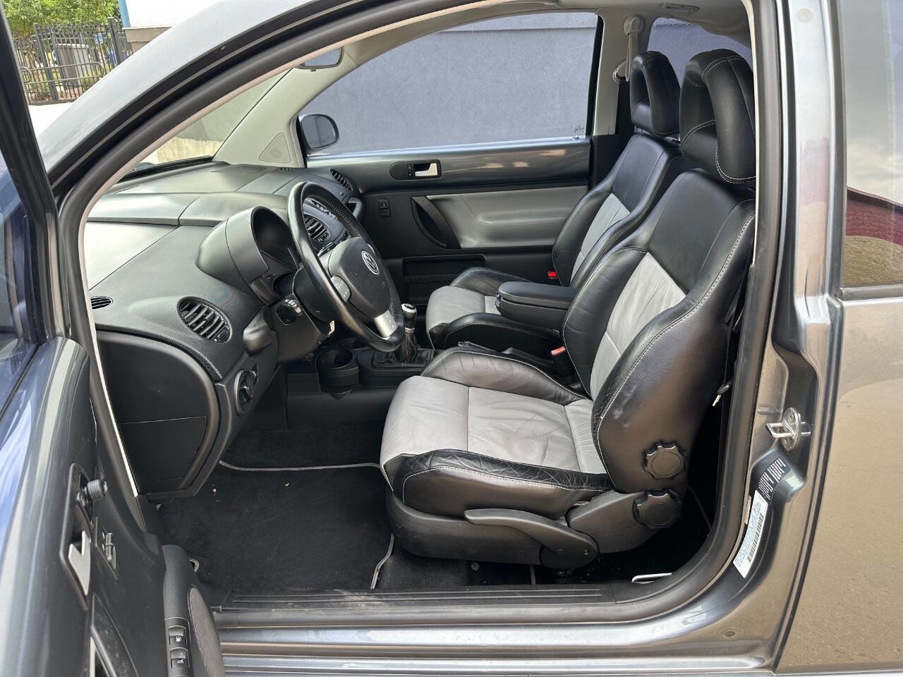 Used 2002 Volkswagen Beetle S image 39