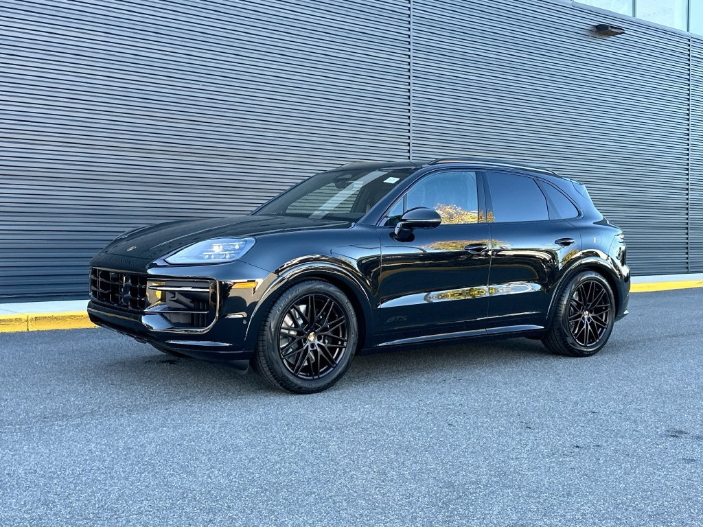 New 2027 Porsche Cayenne GTS AWD/4WD image 2