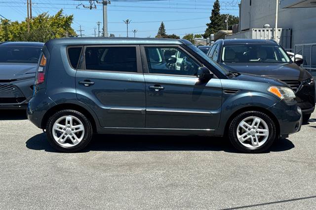 Used 2011 Kia Soul + w/ Audio Pkg FWD image 2