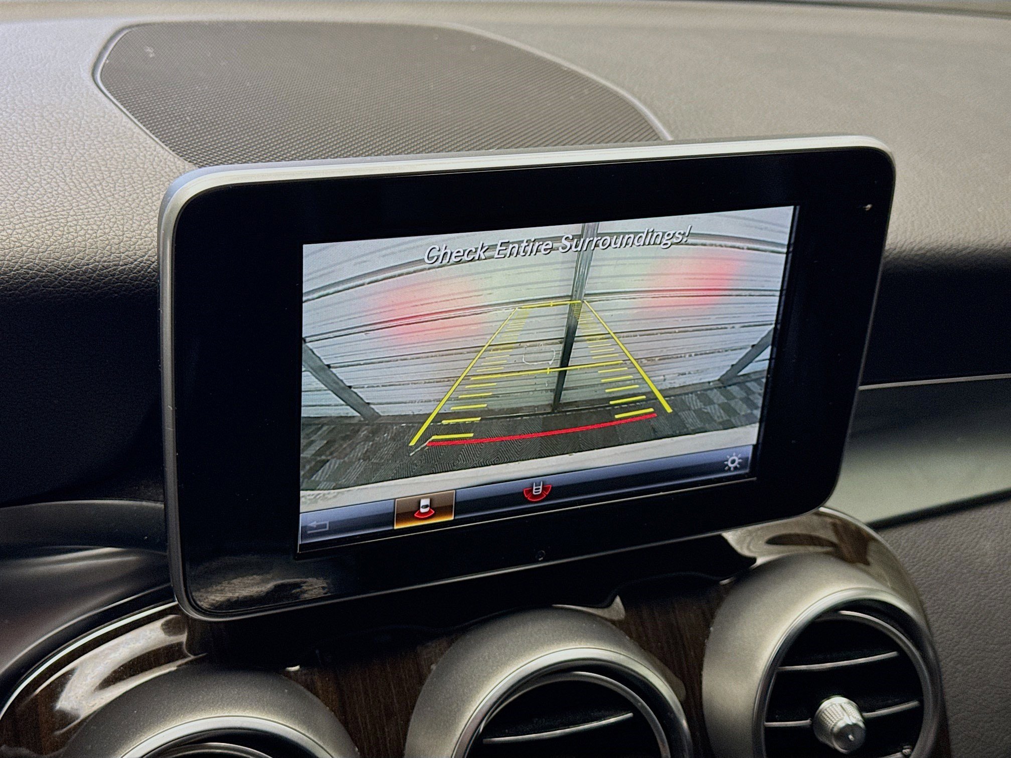 Used 2019 Mercedes-Benz GLC 350e 4MATIC image 9