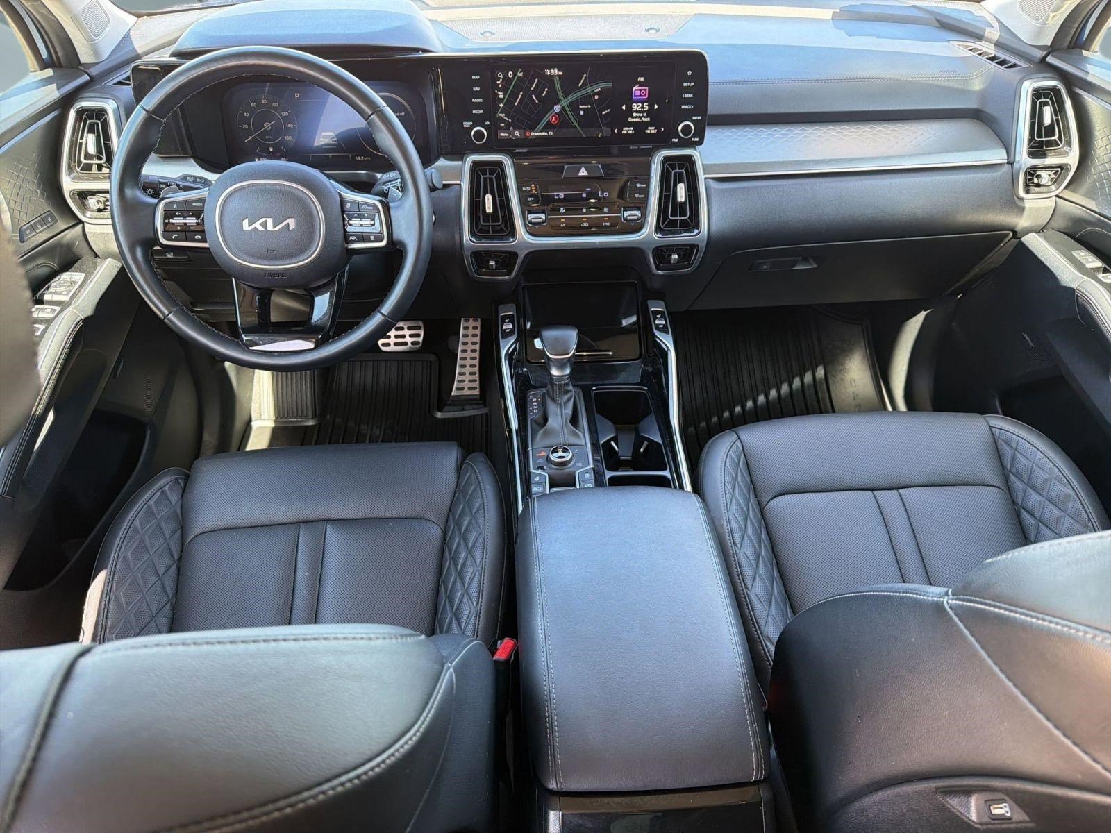 Used 2023 Kia Sorento SX image 17