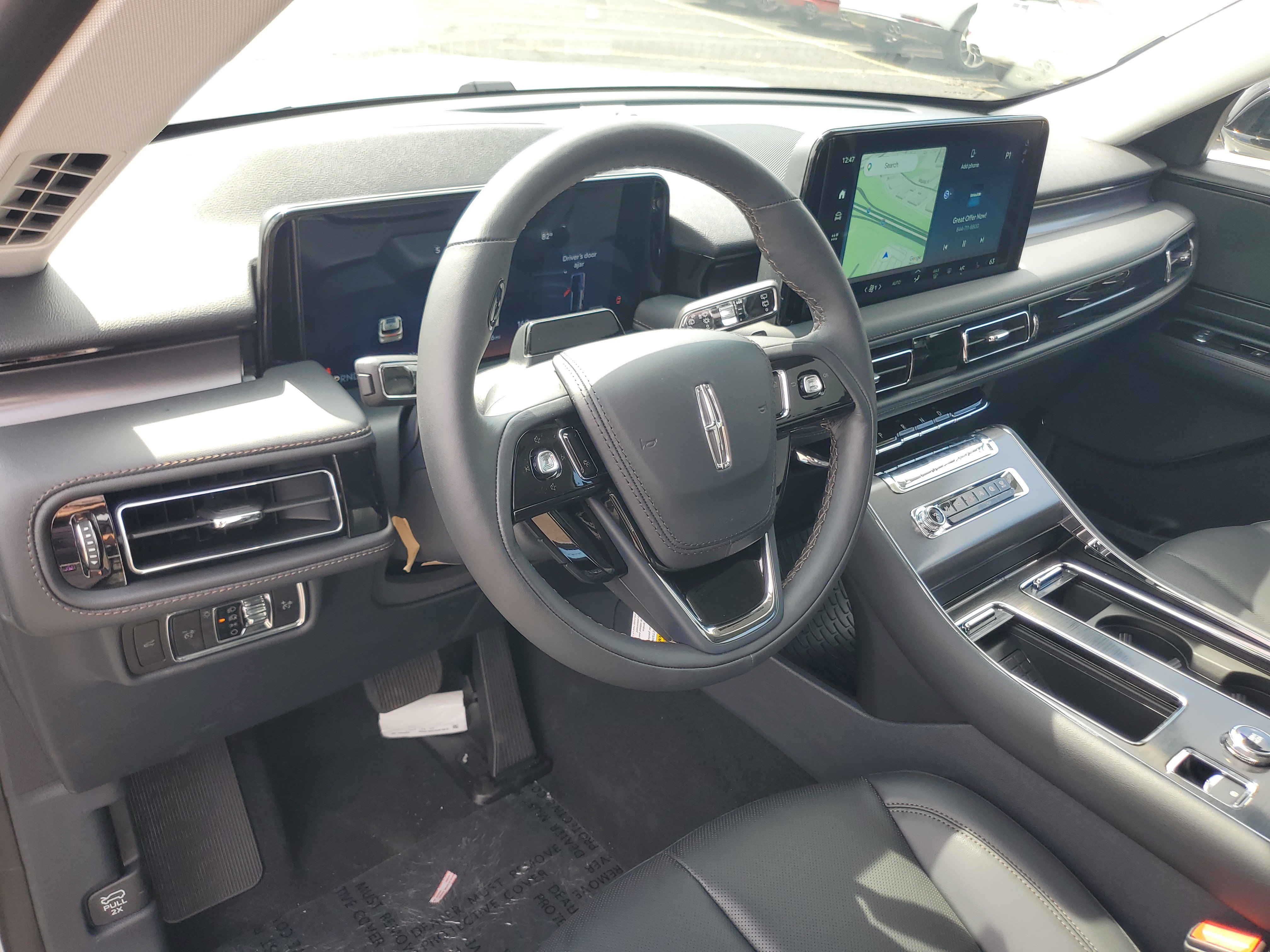 New 2027 Lincoln Aviator AWD image 12