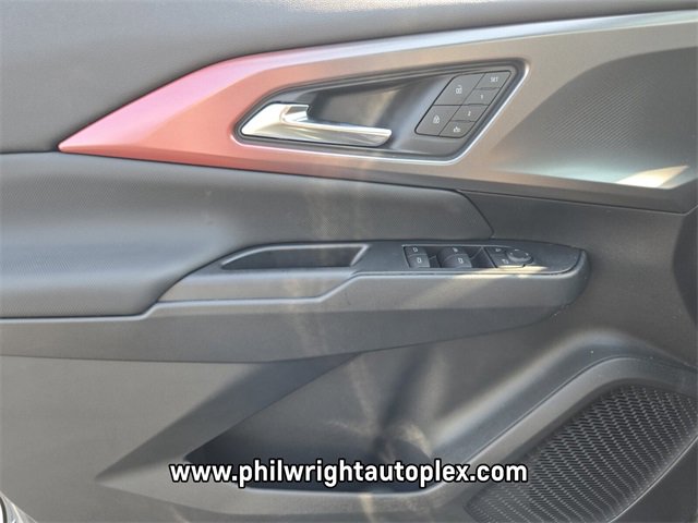 New 2025 Chevrolet Equinox EV RS w/ Convenience Package II image 20