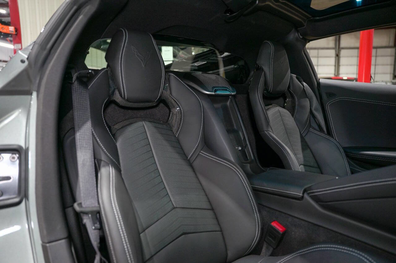 Used 2024 Chevrolet Corvette Stingray Preferred Cpe w/ Z51 Performance Package image 38