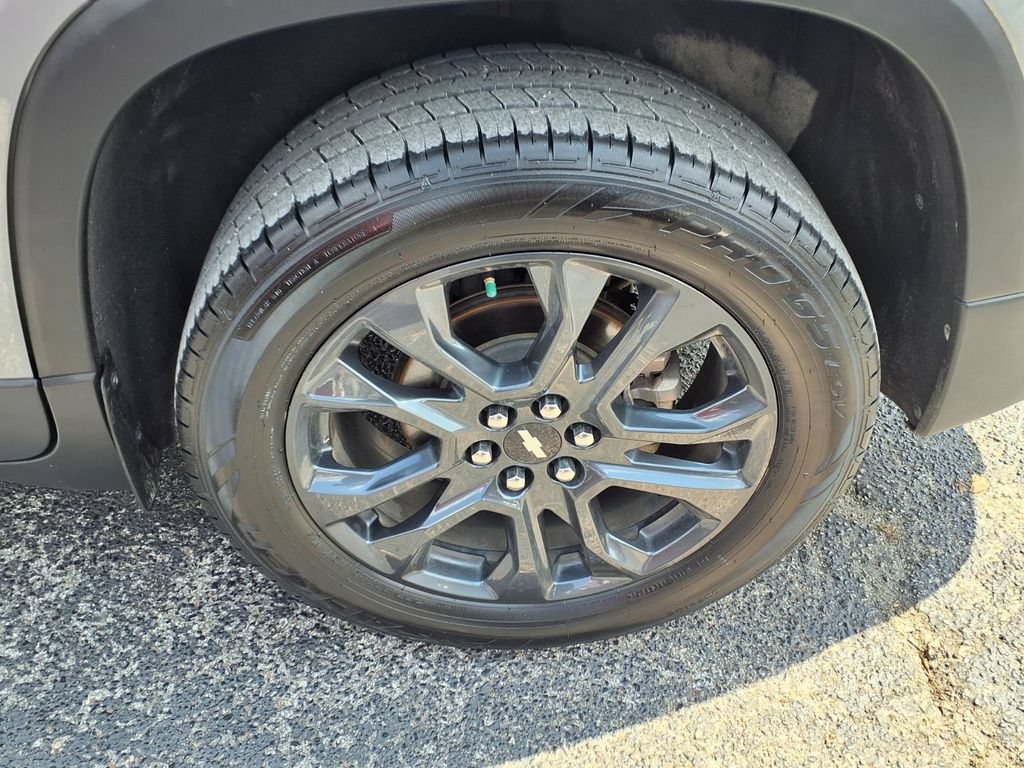 Used 2020 Chevrolet Traverse RS FWD image 21