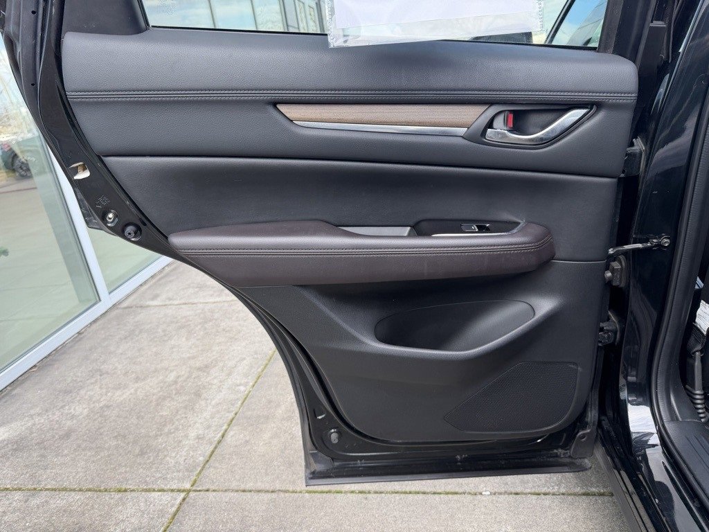 Used 2019 MAZDA CX-5 Signature image 29