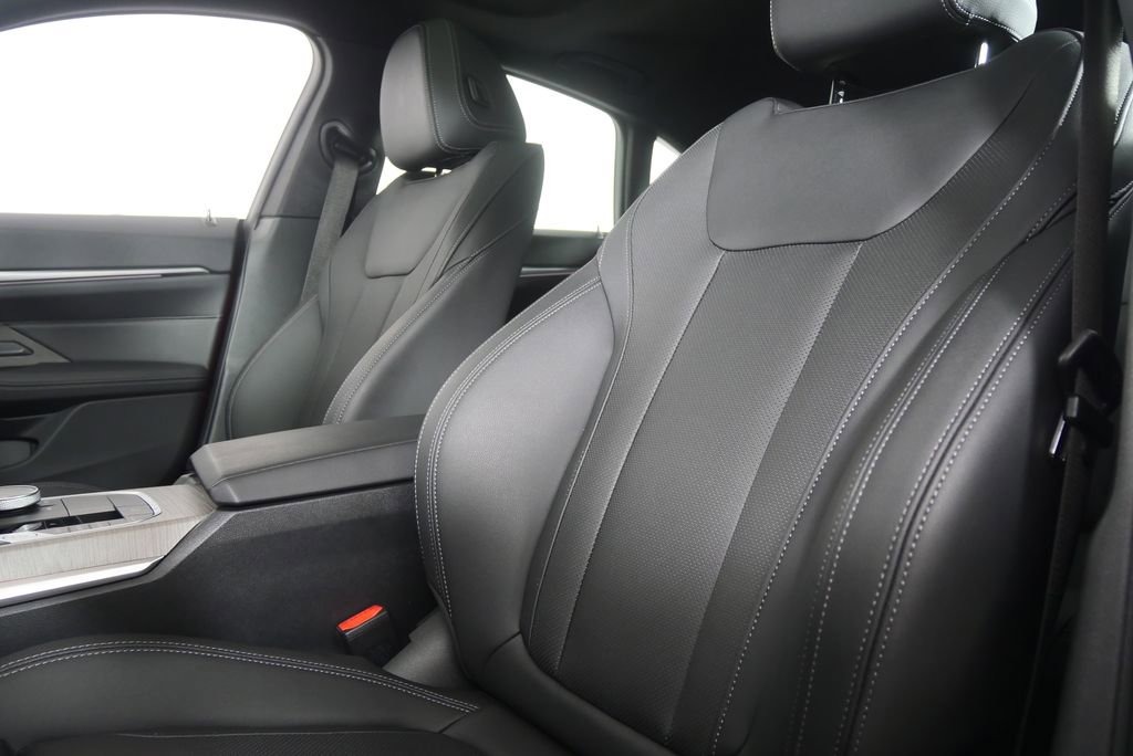 Certified 2025 BMW 430i w/ Premium Package RWD image 10
