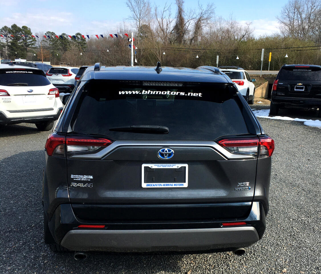 Used 2020 Toyota RAV4 XSE image 6