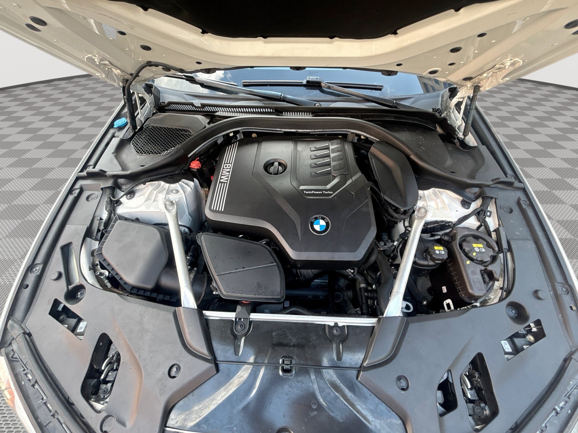 Used 2021 BMW 530i RWD image 18