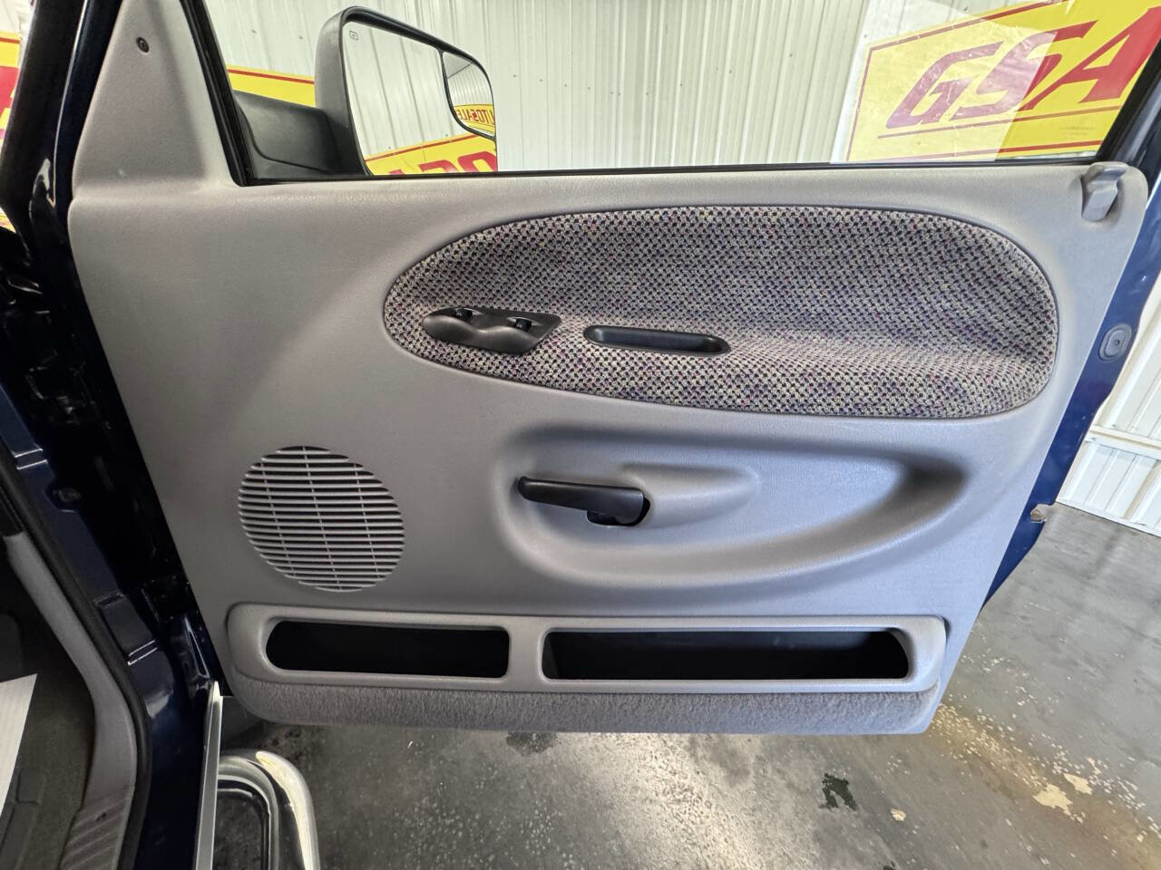 Used 2001 Dodge Ram 2500 Truck 2WD Quad Cab image 47