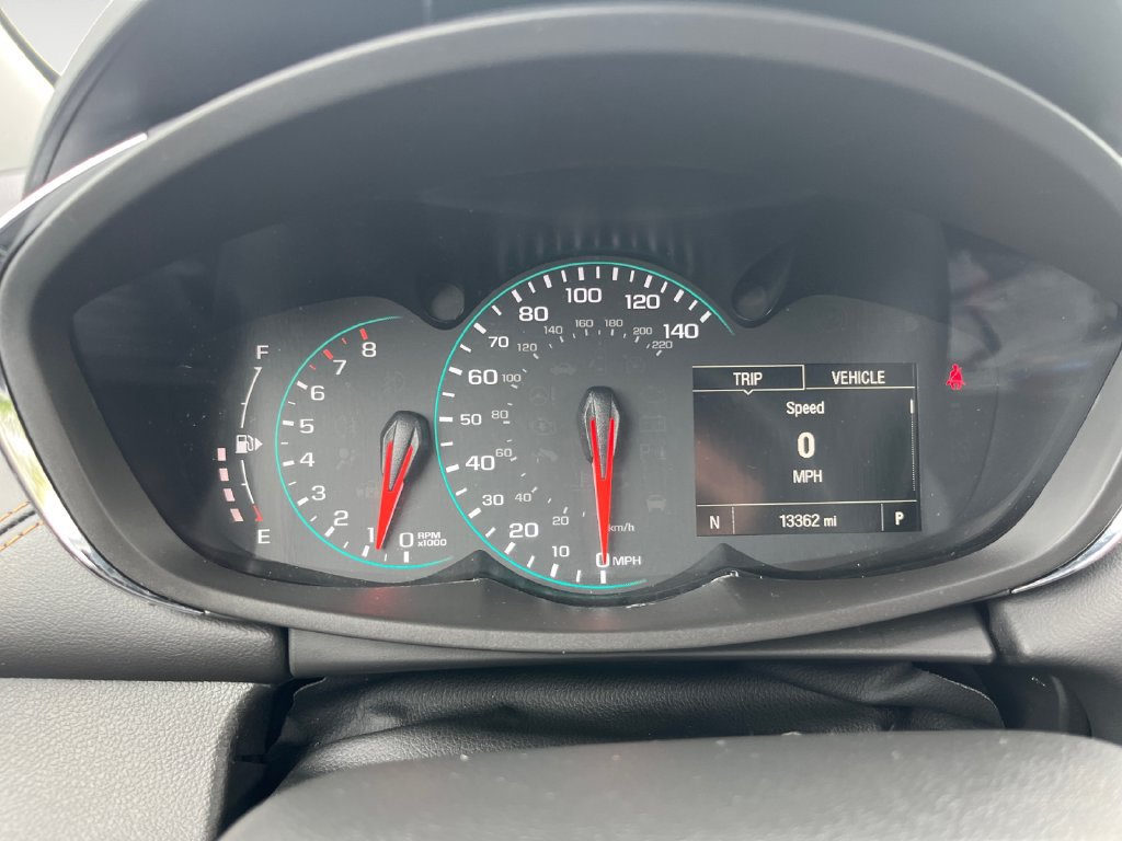 Used 2019 Chevrolet Trax LT w/ LT Convenience Package AWD/4WD image 18