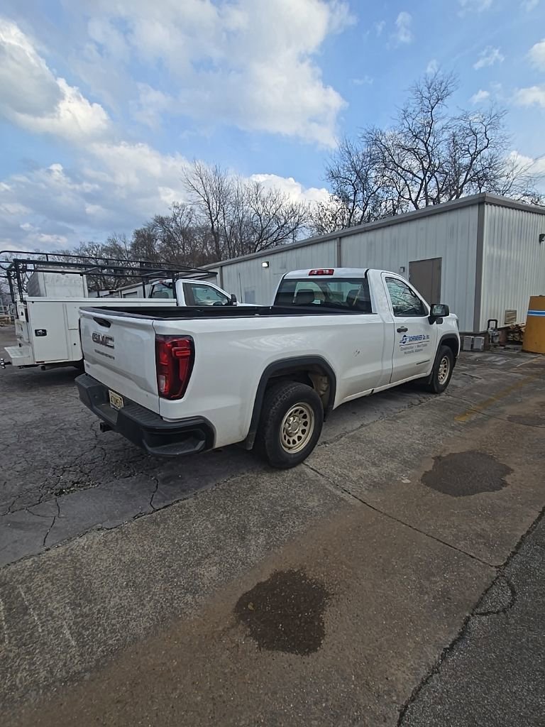 Used 2019 GMC Sierra 1500 2WD Regular Cab image 3
