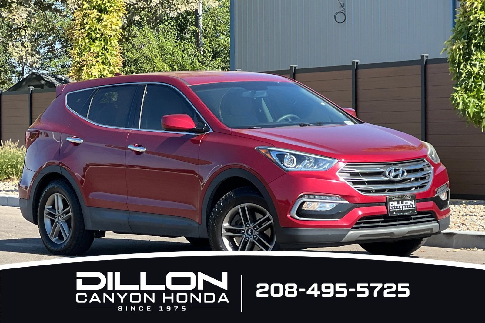 Used 2017 Hyundai Santa Fe Sport AWD/4WD image 2