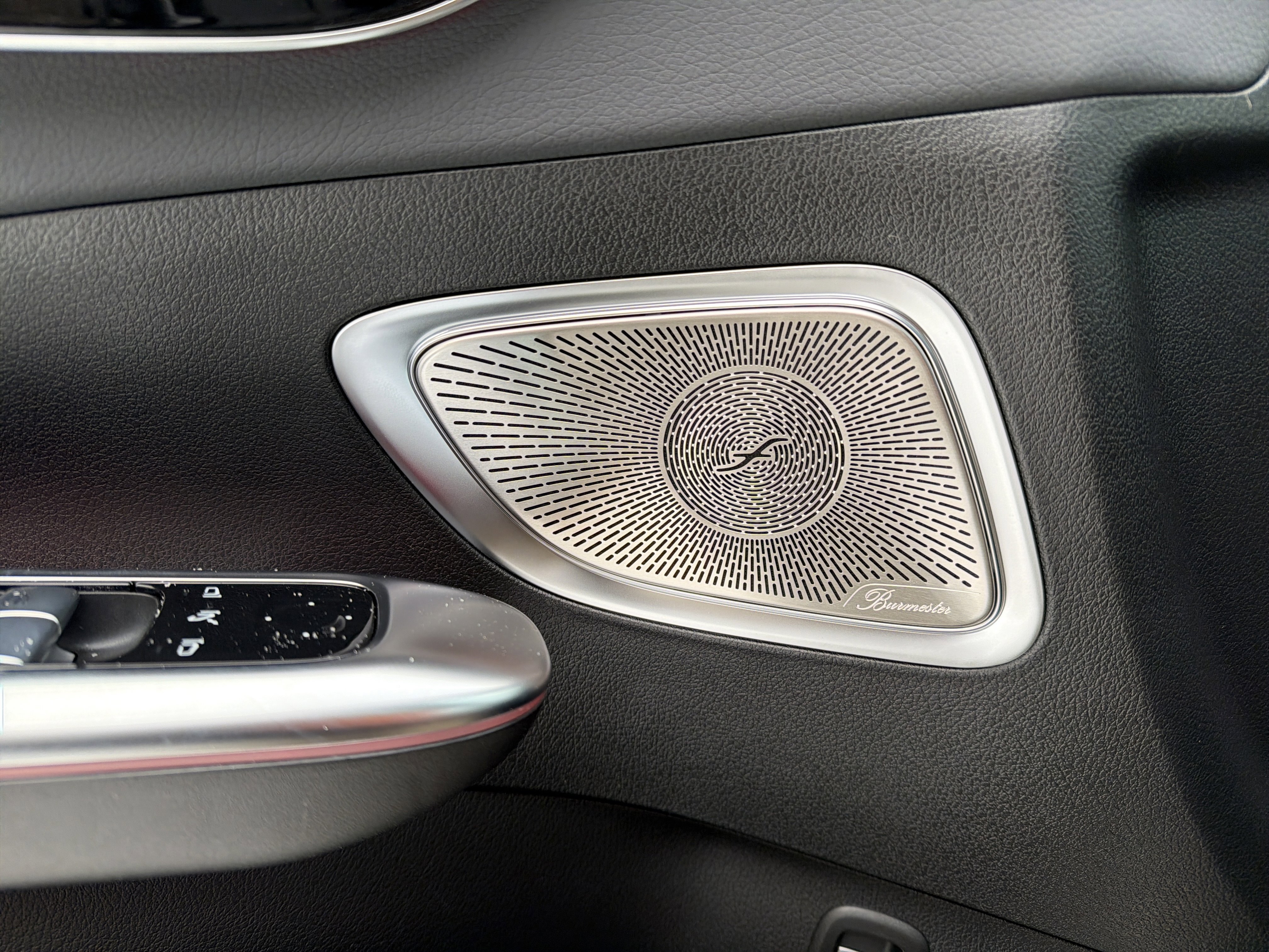 New 2026 Mercedes-Benz C 300 4MATIC Sedan image 15