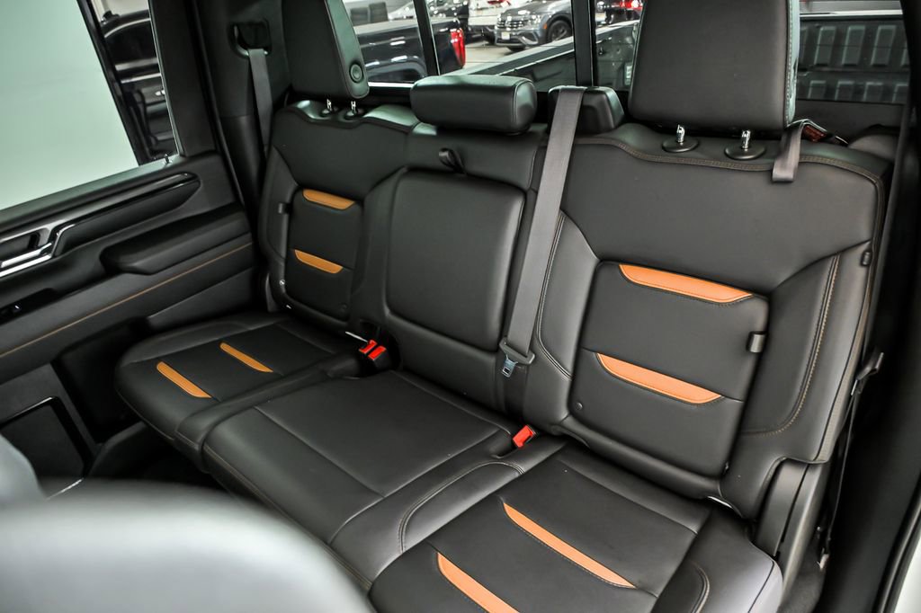 Used 2024 GMC Sierra 2500 AT4 w/ AT4 Premium Plus Package image 15