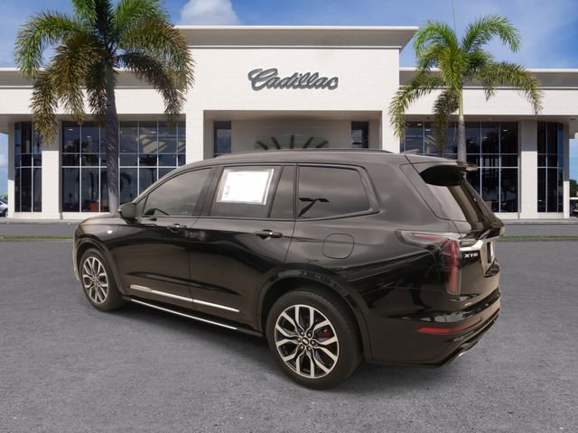 Certified 2024 Cadillac XT6 Sport w/ Platinum Package image 10