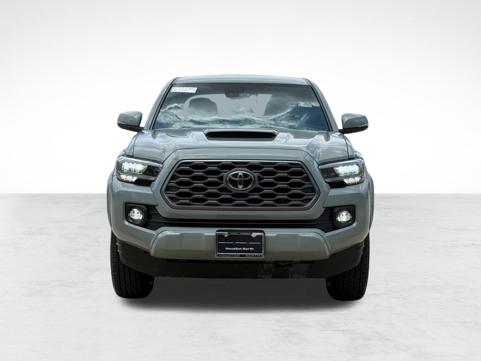 Used 2023 Toyota Tacoma TRD Sport w/ Technology Package RWD image 6