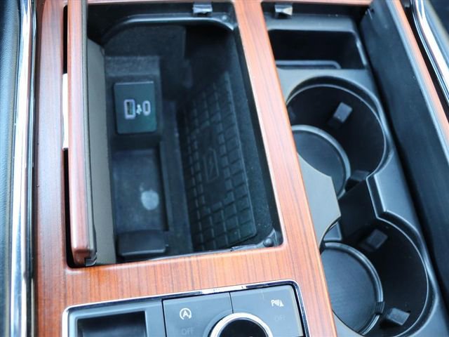 Used 2020 Lincoln Navigator Reserve w/ Equipment Group 208A Reserve image 28