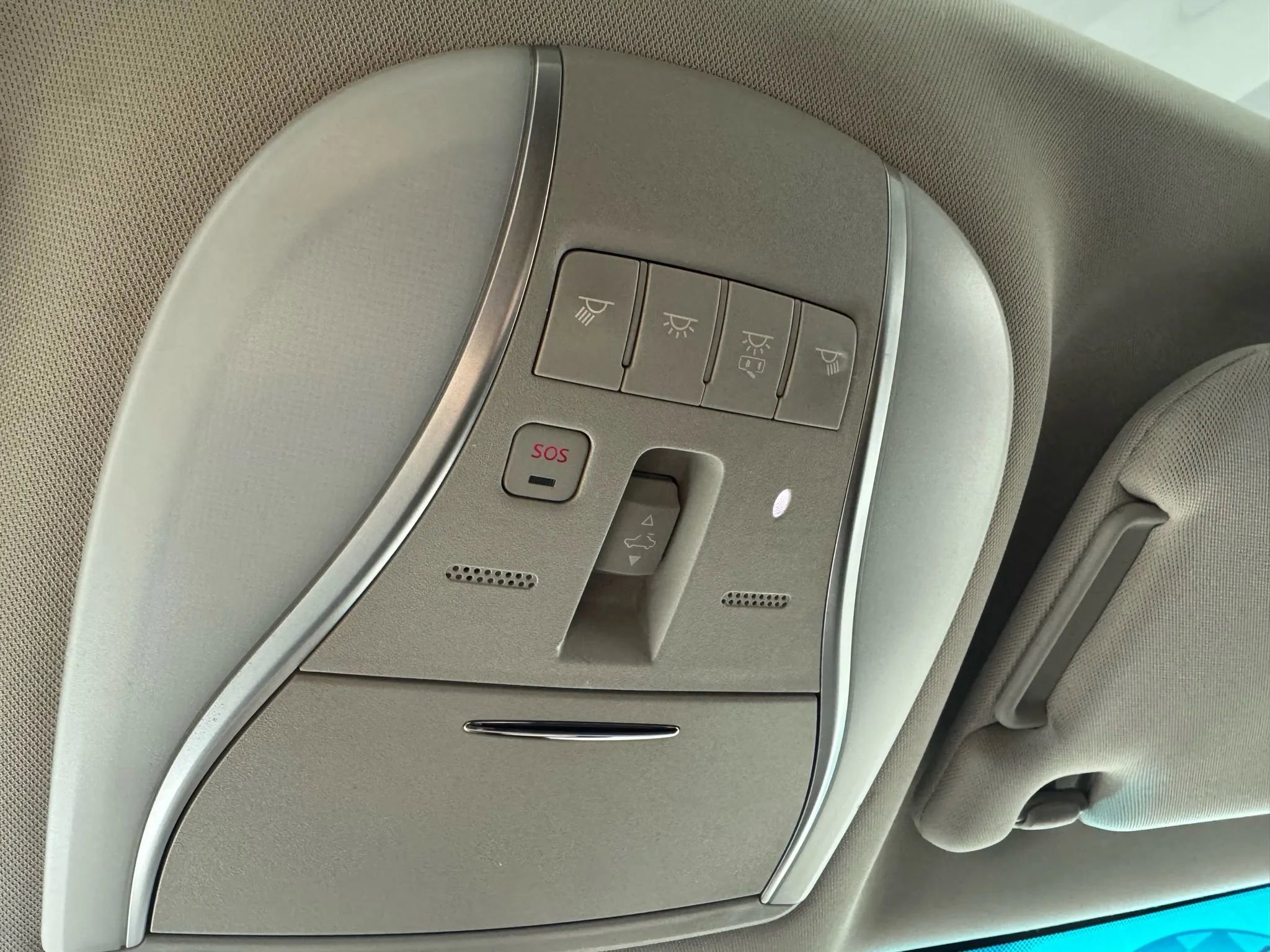 Used 2014 INFINITI QX60 AWD w/ Premium Plus Package image 24