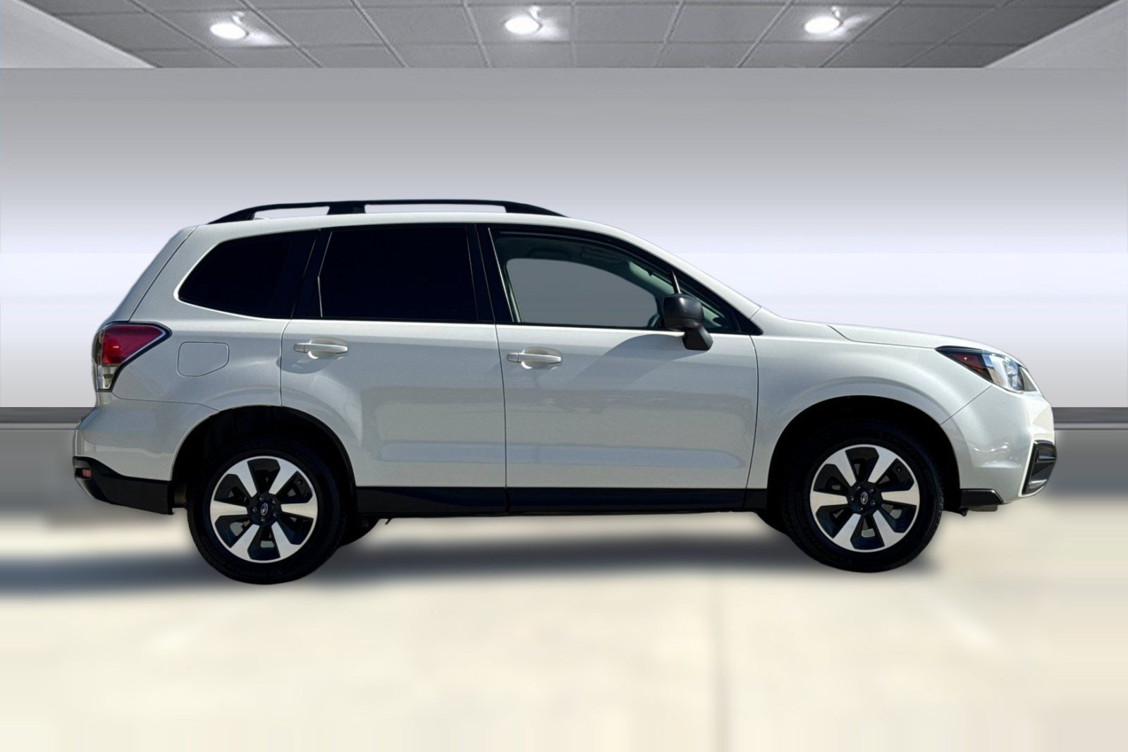 Used 2018 Subaru Forester 2.5i w/ Alloy Wheel Package AWD/4WD image 7