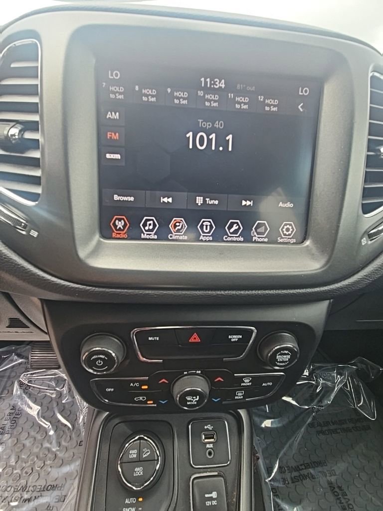 Used 2018 Jeep Compass Trailhawk w/ Leather Interior Group image 16