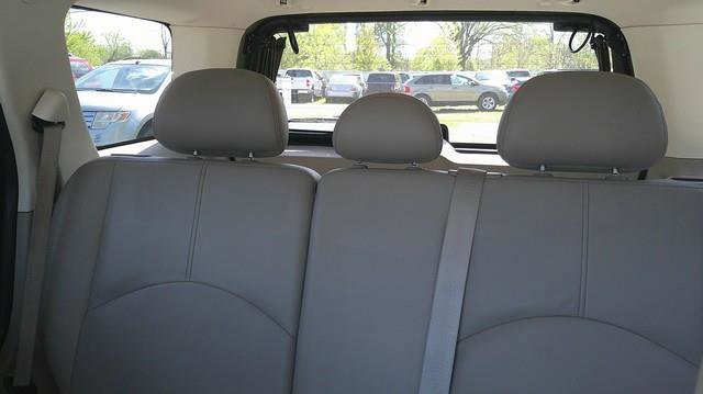 Used 2009 Mercury Mariner Premier FWD image 8