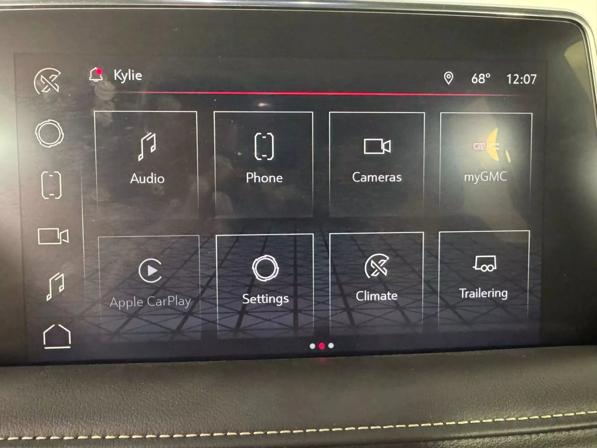 Used 2023 GMC Yukon SLT w/ SLT Luxury Package image 21