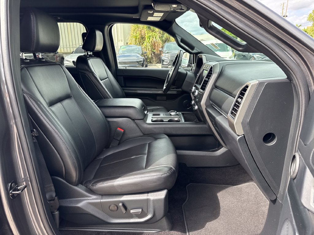 Used 2021 Ford Expedition XLT RWD image 28