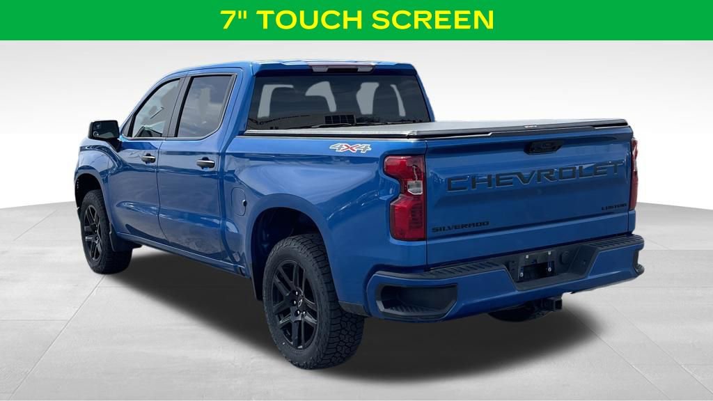 Used 2022 Chevrolet Silverado 1500 Custom w/ LPO, Dark Essentials Package AWD/4WD image 12