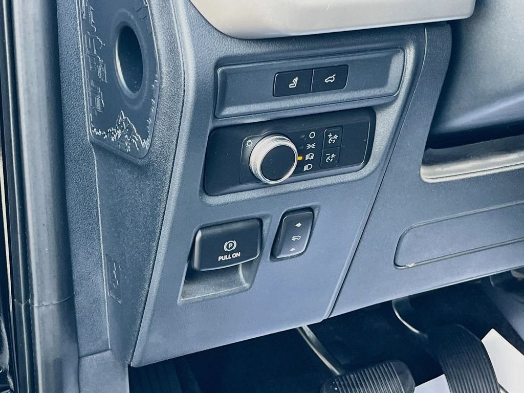 Used 2022 Ford Expedition XLT RWD image 10