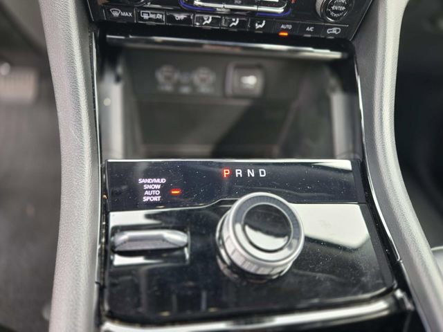 Used 2023 Jeep Grand Cherokee L Limited image 27