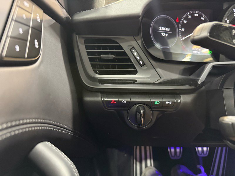 Used 2024 Porsche 911 Carrera T image 45