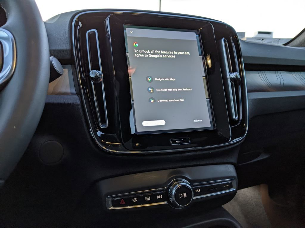 Certified 2023 Volvo C40 P8 Recharge Plus image 15