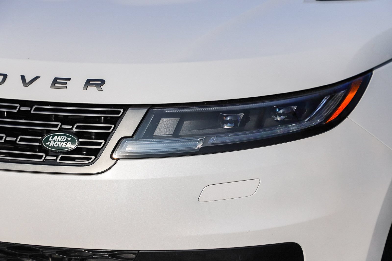Certified 2024 Land Rover Range Rover Sport SE AWD/4WD image 8