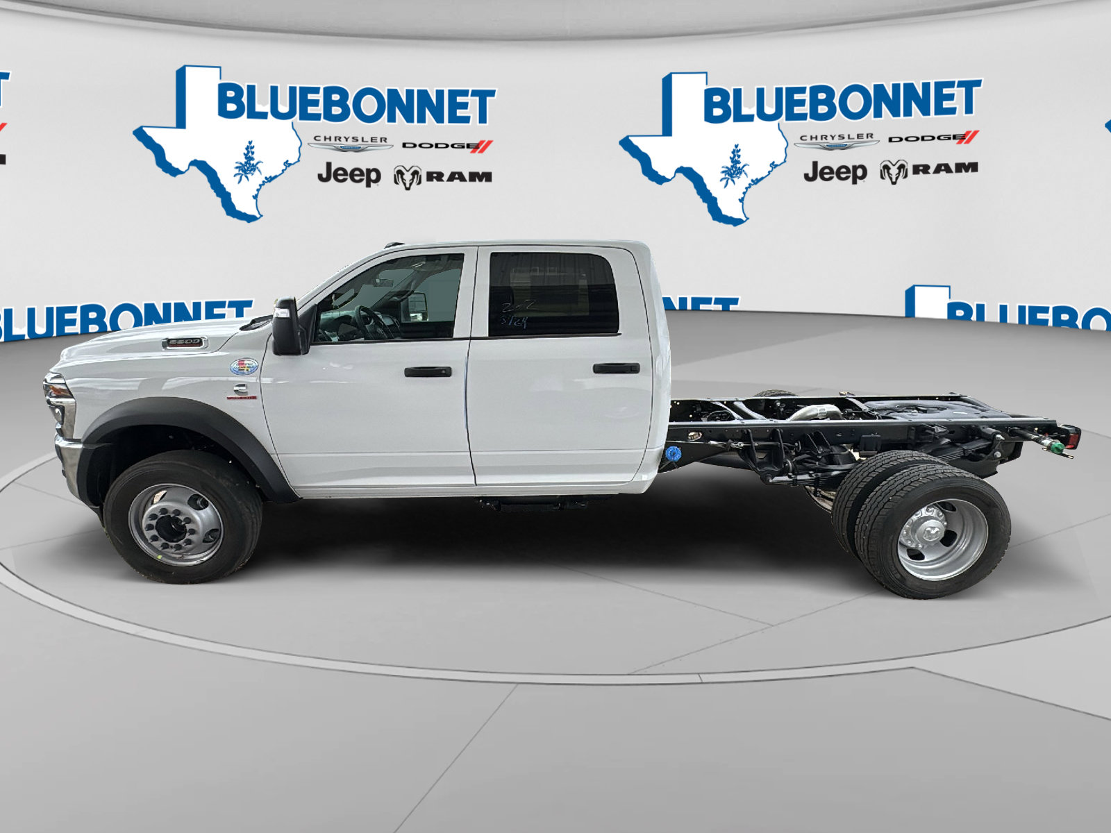 New 2026 RAM 3500 Big Horn w/ Laramie Trim Package AWD/4WD image 8