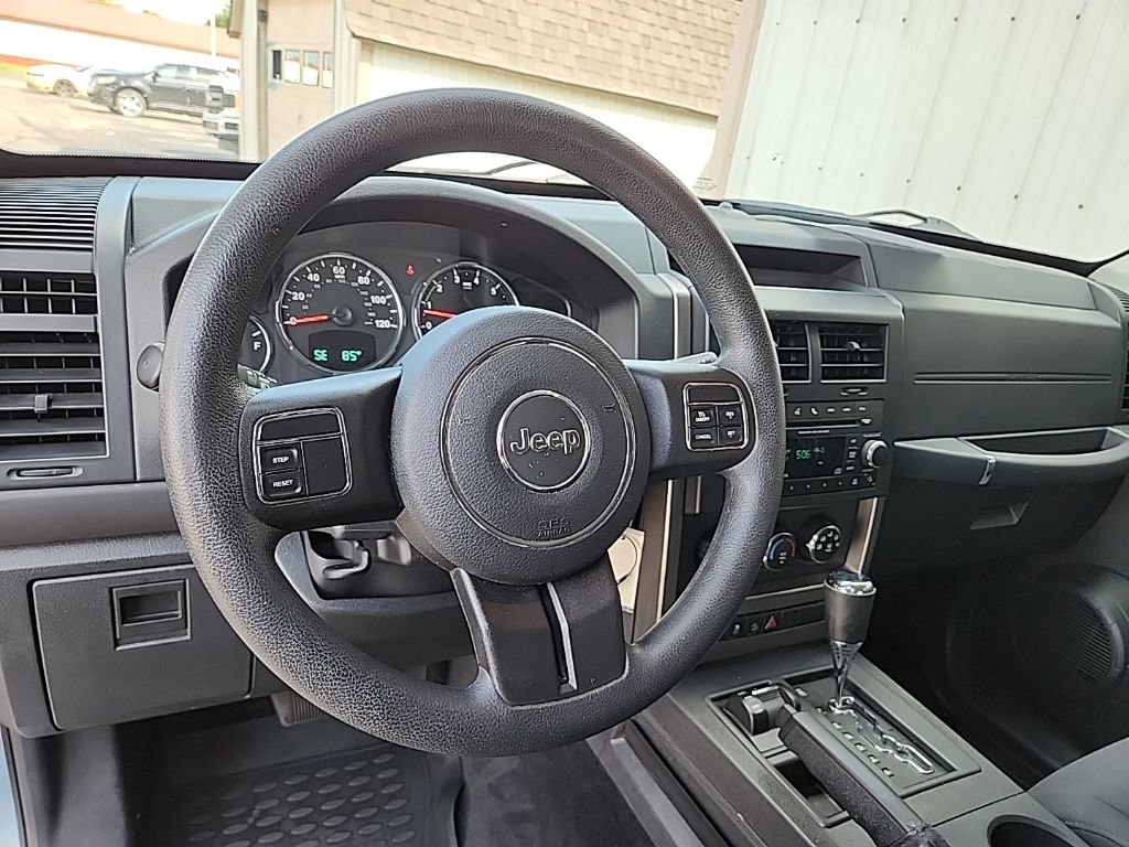 Used 2012 Jeep Liberty Sport w/ Trailer Tow Class III Group AWD/4WD image 13