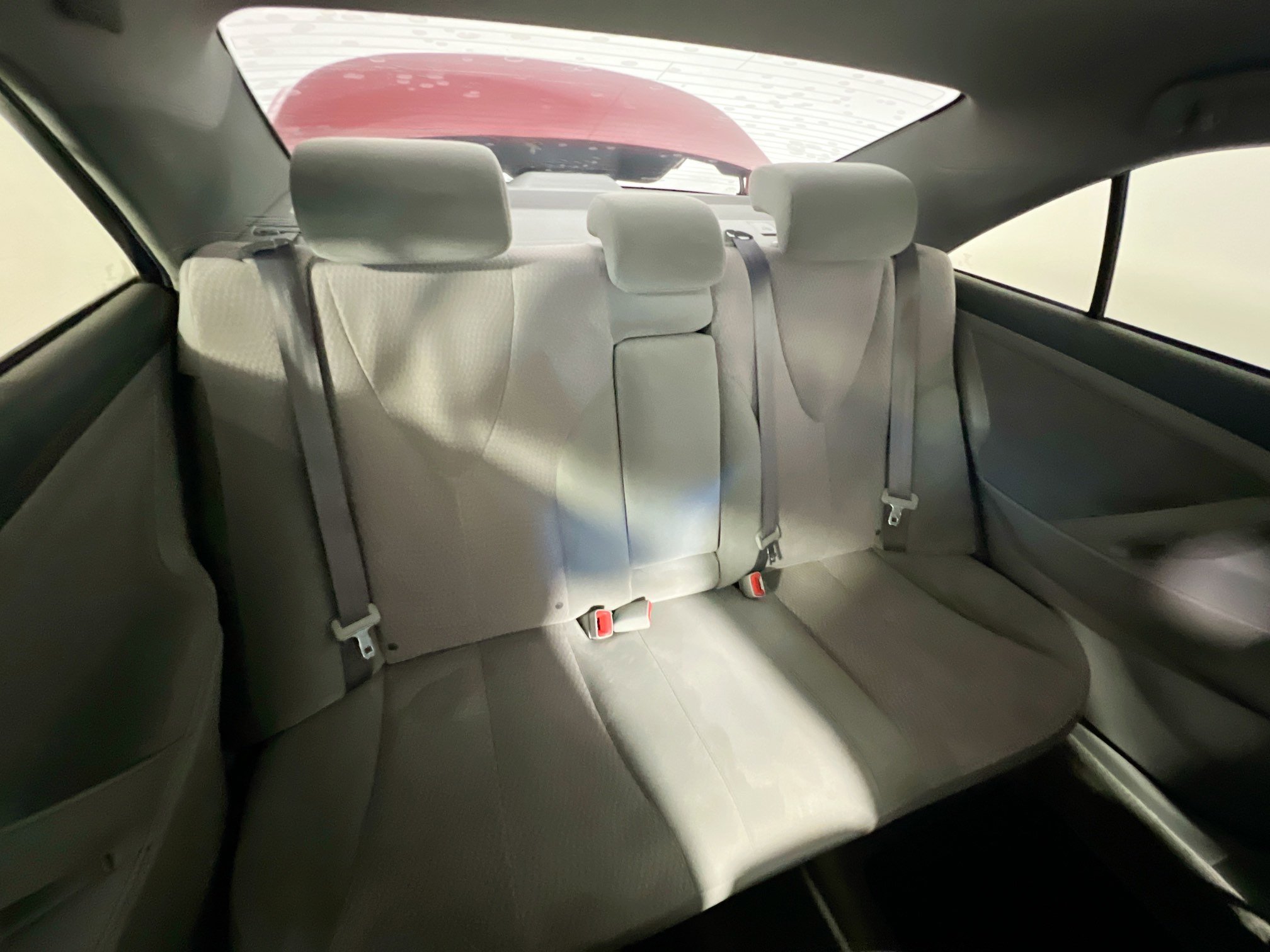 Used 2010 Toyota Camry LE FWD image 32