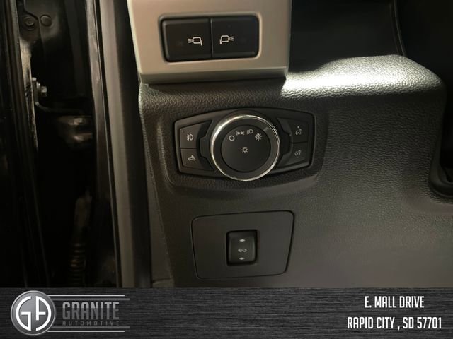 Used 2017 Ford F150 Lariat w/ Equipment Group 502A Luxury image 31