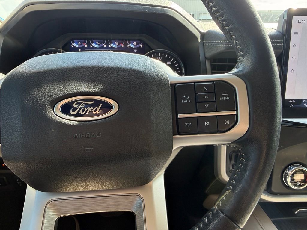 Used 2023 Ford Expedition XLT image 11