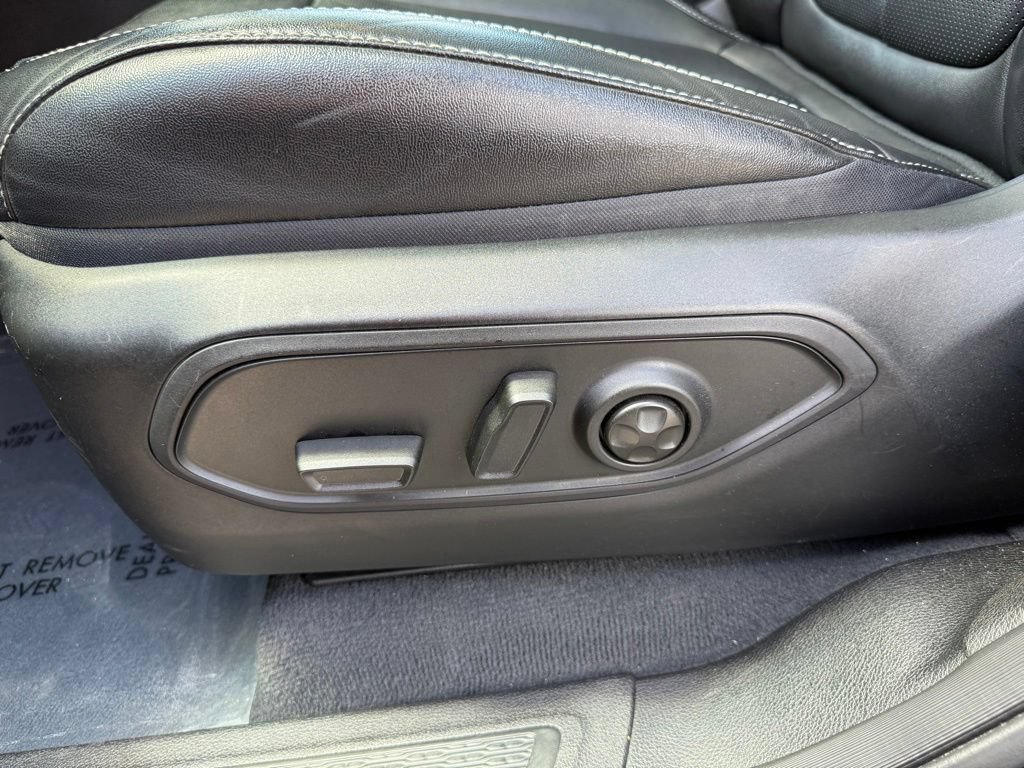 Used 2023 Jeep Grand Cherokee L Limited w/ Luxury Tech Group II AWD/4WD image 8